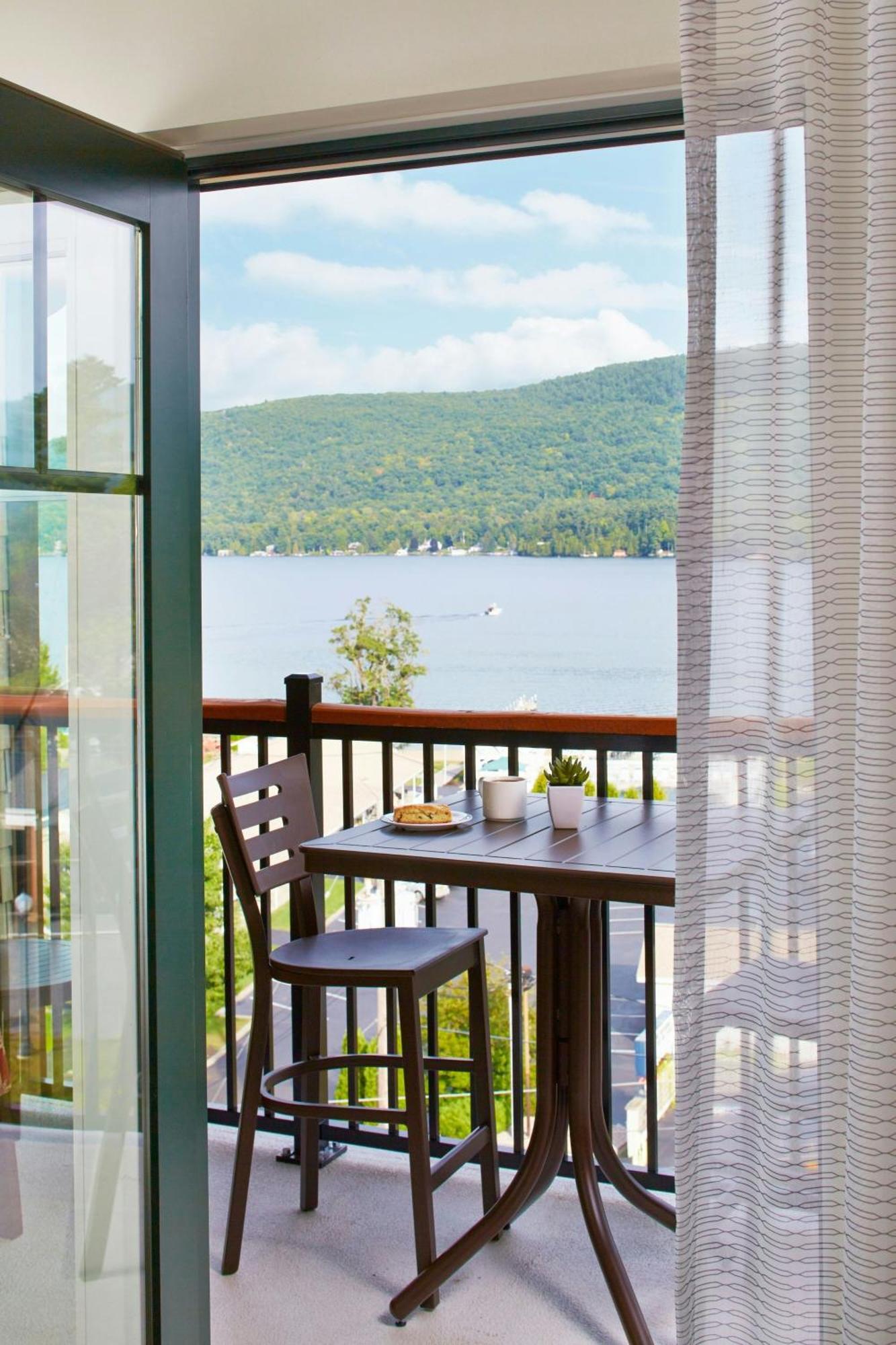 Courtyard By Marriott Lake George Luaran gambar