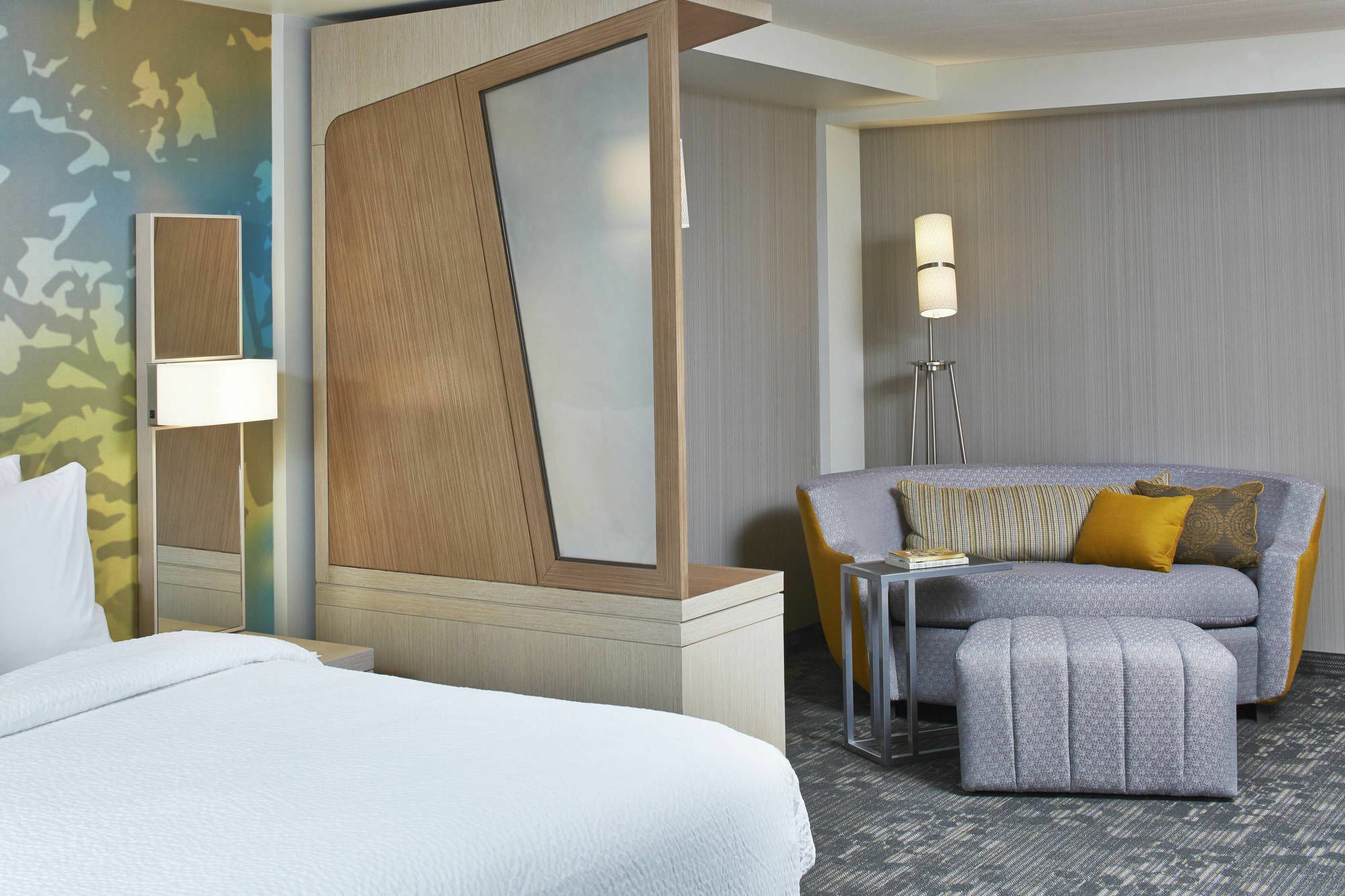 Courtyard By Marriott Lake George Luaran gambar