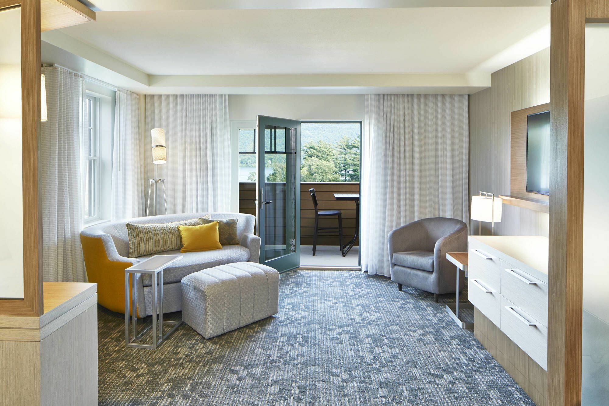 Courtyard By Marriott Lake George Luaran gambar