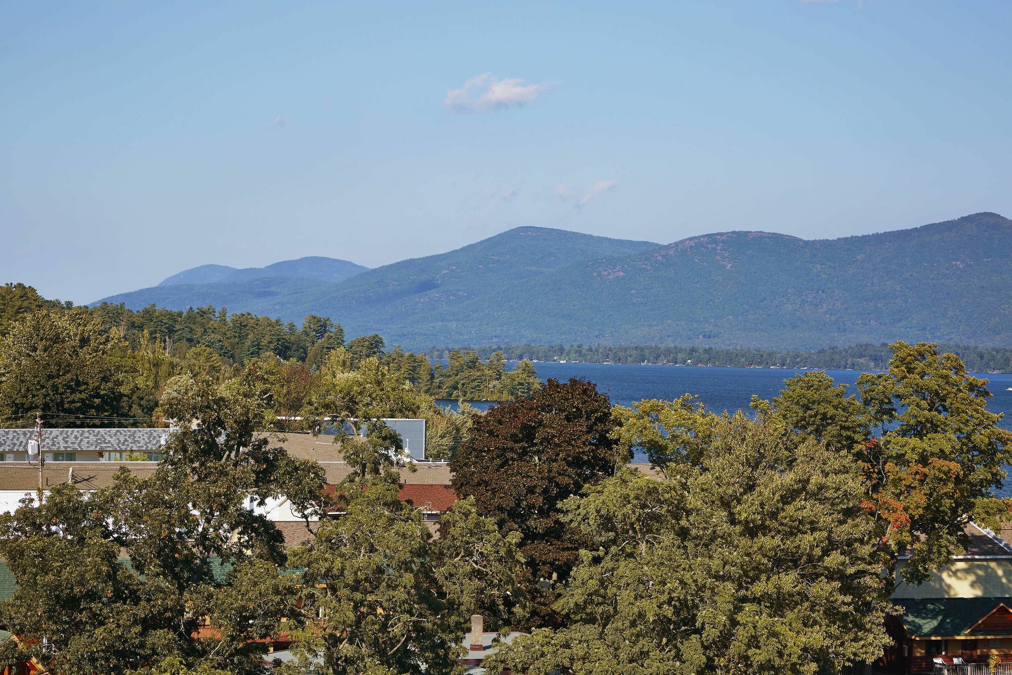 Courtyard By Marriott Lake George Luaran gambar