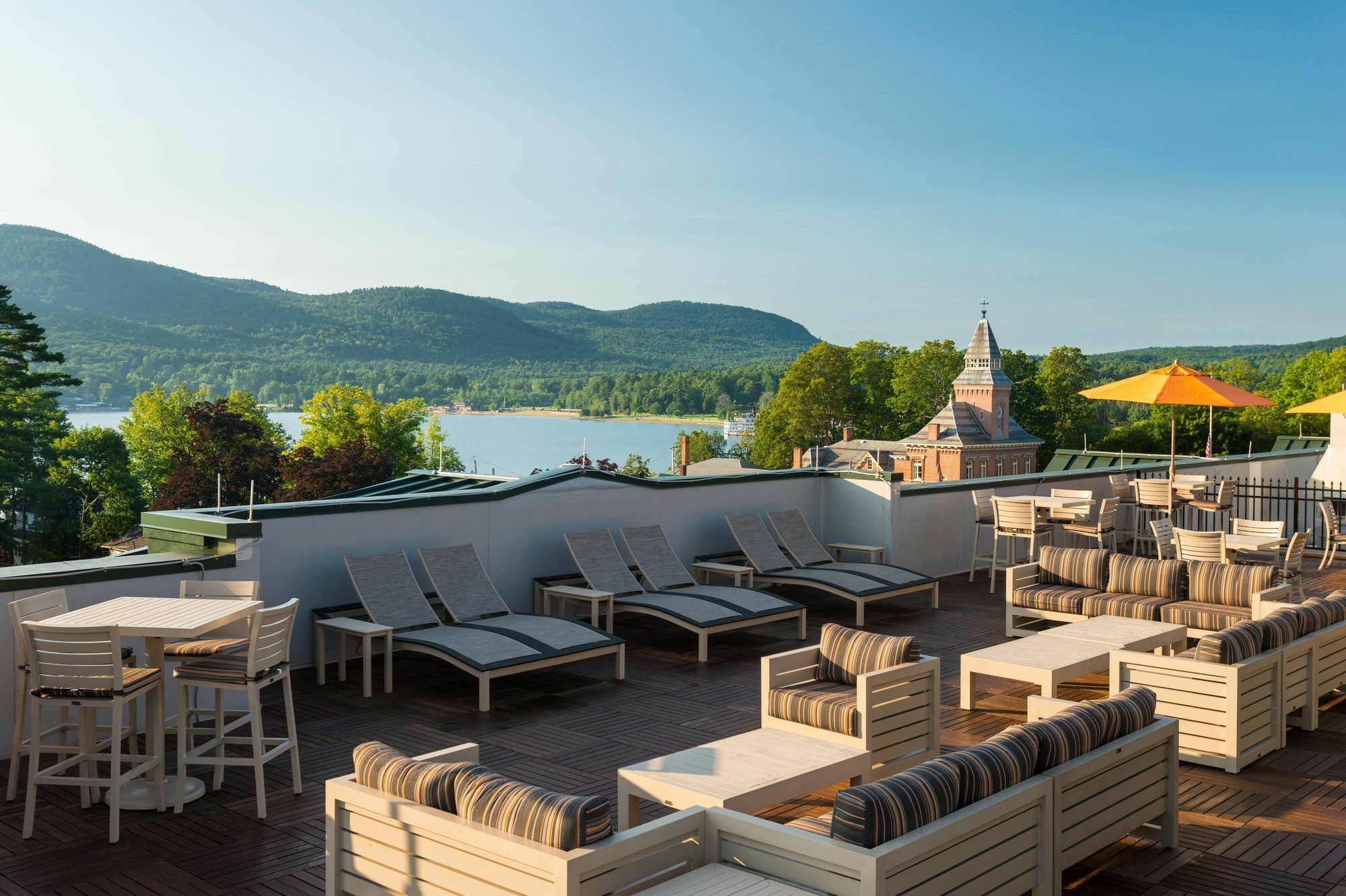 Courtyard By Marriott Lake George Luaran gambar