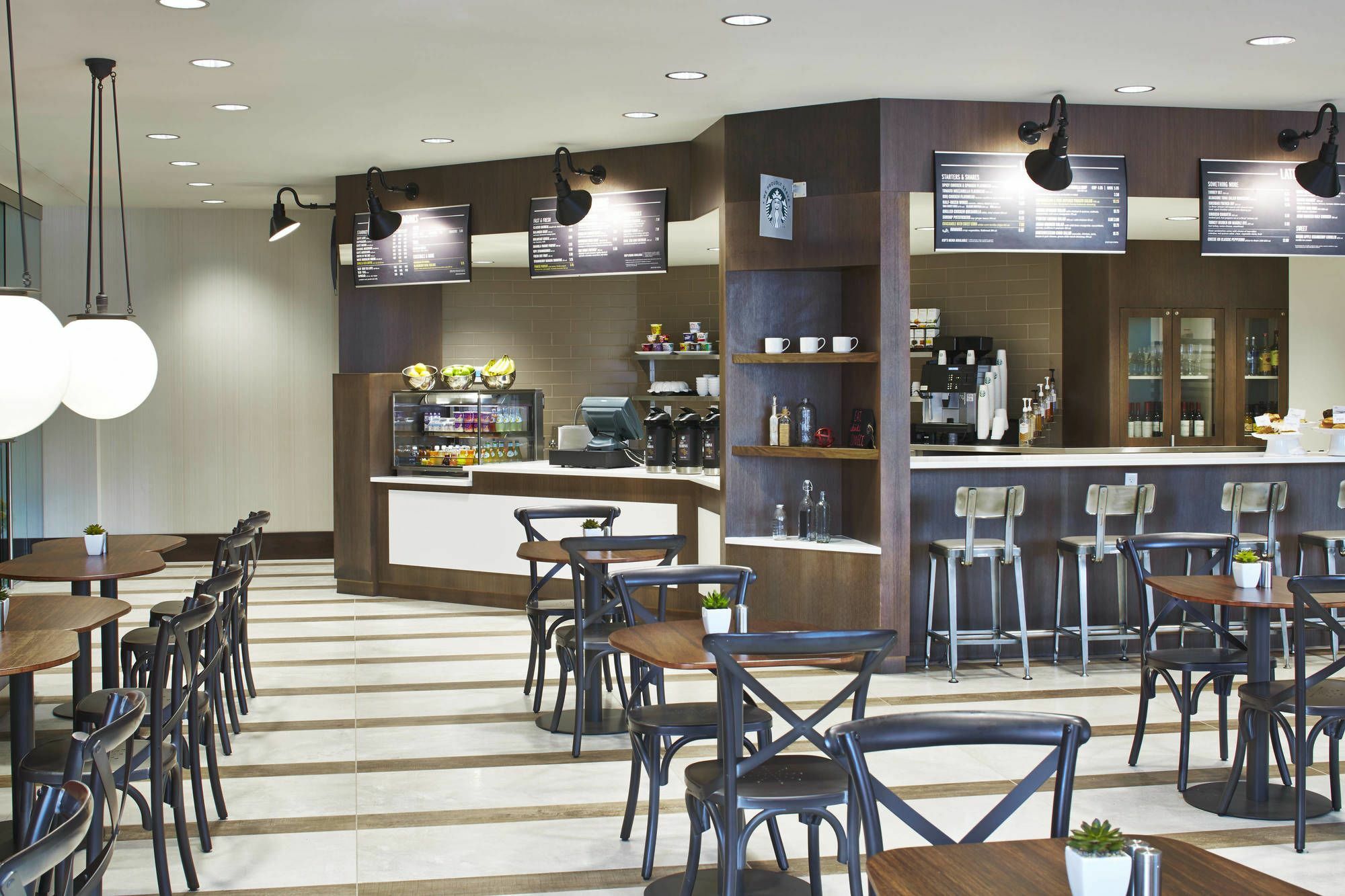 Courtyard By Marriott Lake George Luaran gambar
