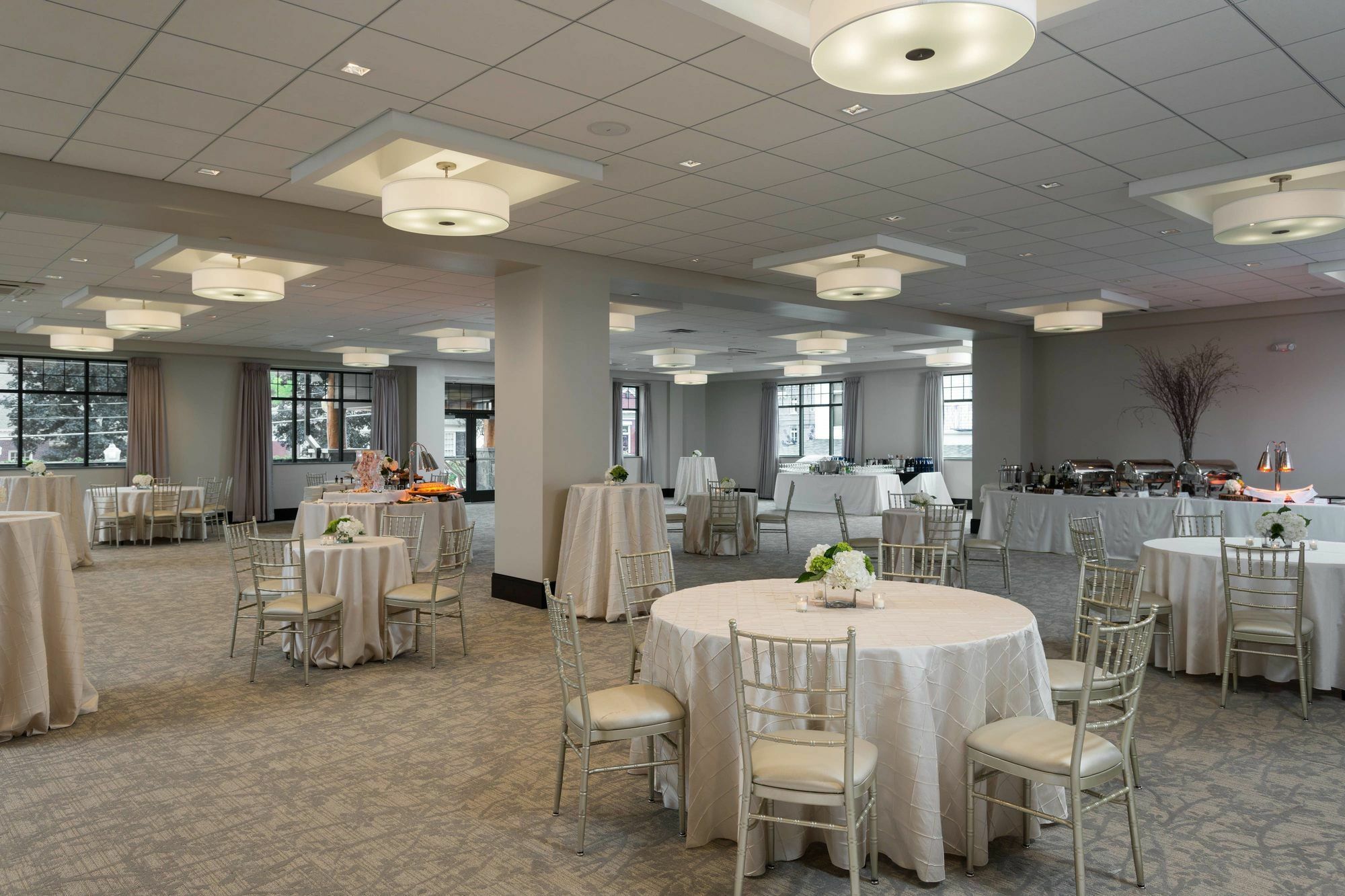 Courtyard By Marriott Lake George Luaran gambar